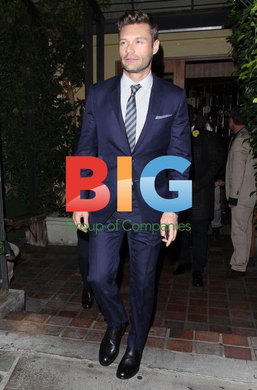 Ryan Seacrest Leaves Ago Restaurant