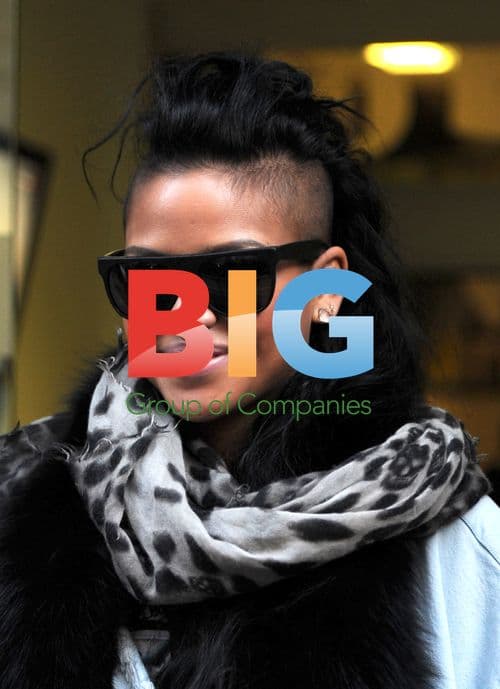 Cassie Arriving at BBC Radio One Studios