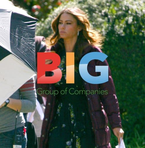 Sofia Vergara on Modern Family Set