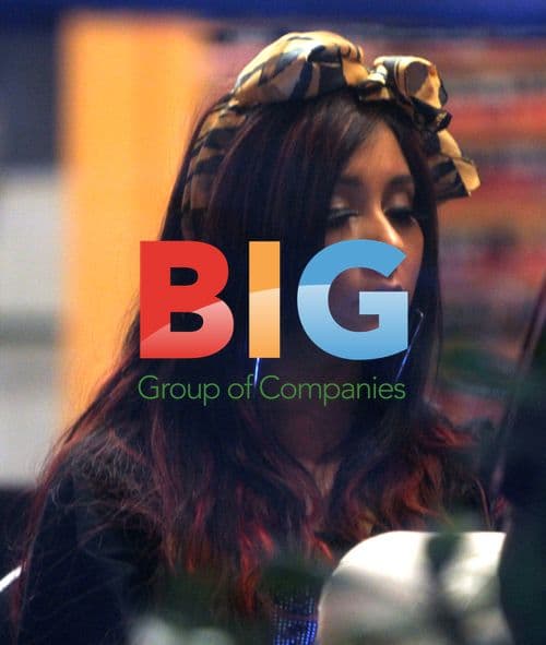 Snooki Out in Jersey City