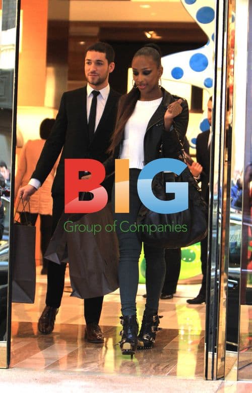 Alexandra Burke Shopping in London