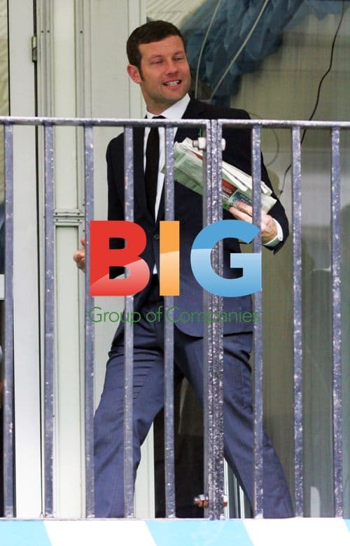 Dermot O'Leary at Cheltenham Festival 2012