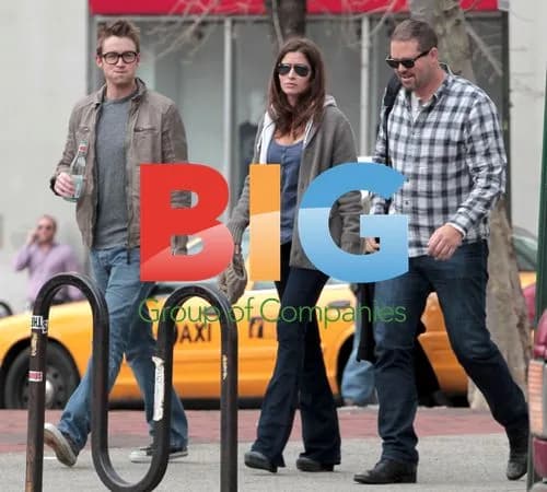 Mercedes Masohn and Robert Buckley in Soho, NYC