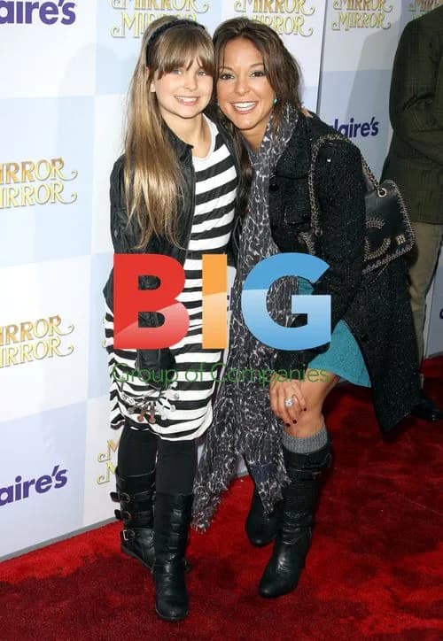 Eva LaRue at Mirror Mirror Premiere