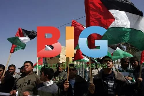 Palestinians protest at Rafah border crossing