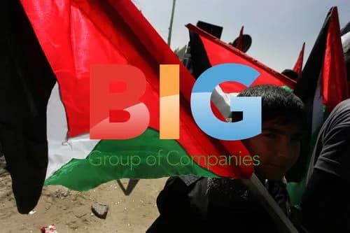 Palestinians protest at Rafah border crossing