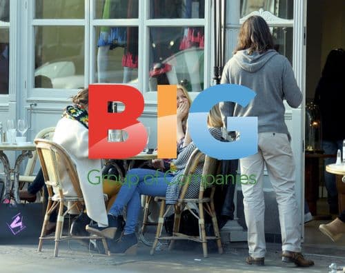 Cat Deeley Spotted in Notting Hill