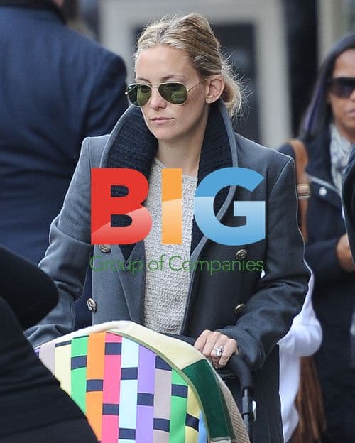 Kate Hudson Shopping with Bingham in London