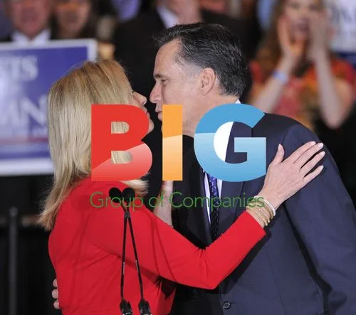 Ann Romney introduces Mitt Romney at election night party