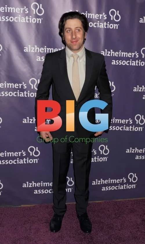 Simon Helberg at Alzheimer's Association Event
