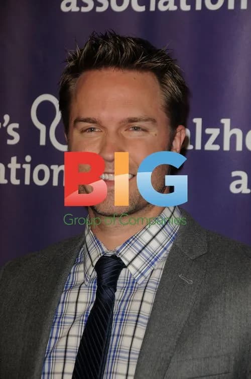 Scott Porter at Alzheimer's Assoc. 'A Night At Sardi's' Event
