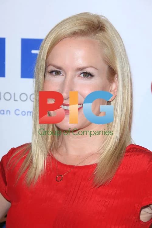Angela Kinsey at the 26th Genesis Awards