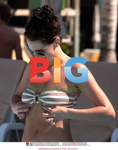 Danielle Lloyd Relaxes with Family