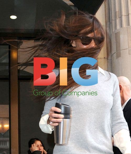 Katie Holmes Arrives at Home