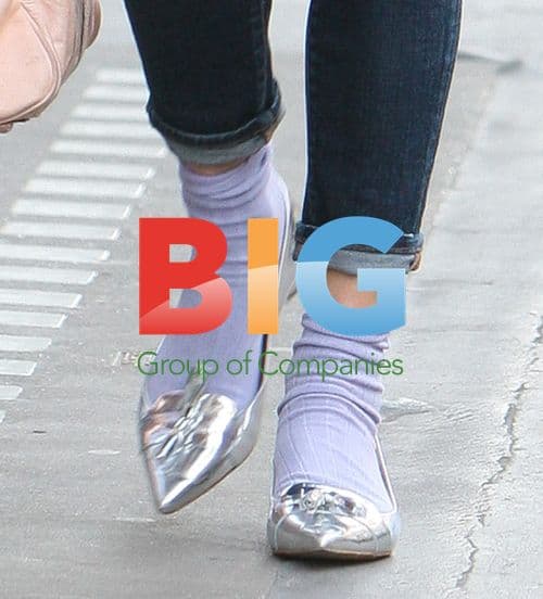 Fearne Cotton Arrives at BBC Radio 1