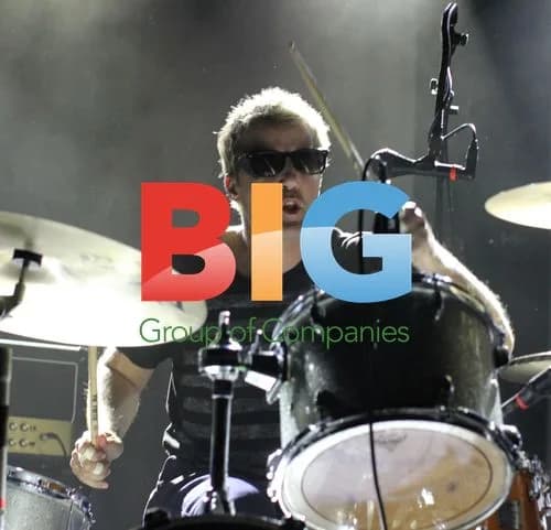 The Ting Tings Perform in Vancouver