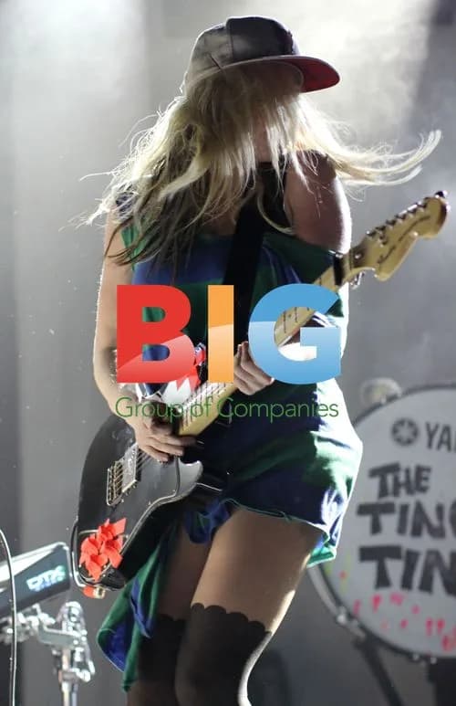The Ting Tings Perform in Vancouver