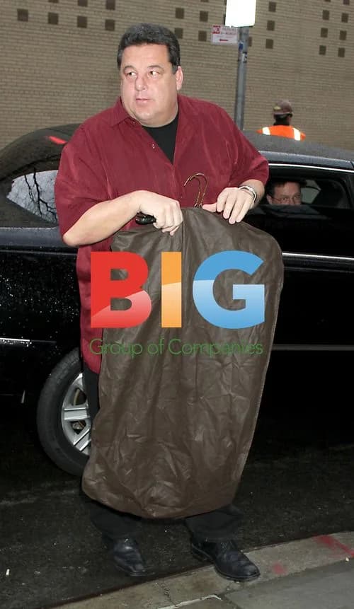 Steve Schirripa Arrives at Wendy Williams Show