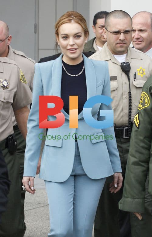 Lindsay Lohan Leaves Probation