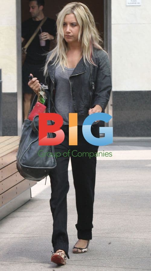 Ashley Tisdale Spends Time with Family