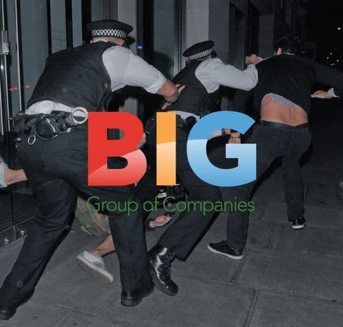 Georgia Salpa's Date Arrested After Tussle With Photographer