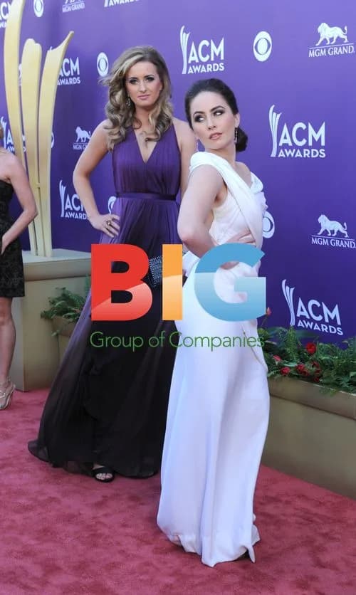 Cherril Green and Hannah Blaylock of Eden's Edge at ACM Awards