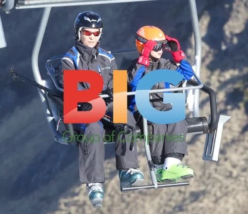 Infanta Elena skiing with family