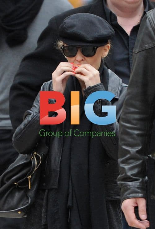 Kylie Minogue and Andres Velencoso Catch Train