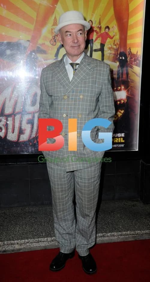 Celebs Arrive for Monkee Business Musical Premiere