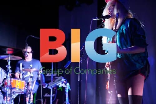The Ting Tings Perform Live in Detroit