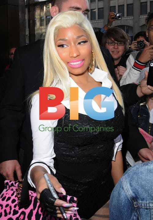 Nicki Minaj Meets Fans in Soho, New York
