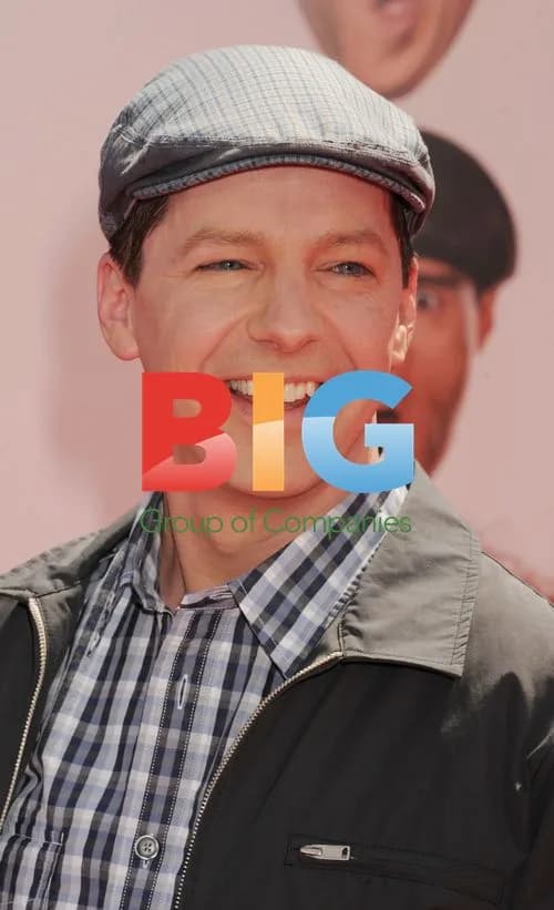 Sean Hayes at 'The Three Stooges' Premiere