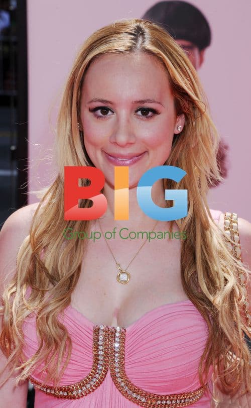 Erica Rose Attends 'The Three Stooges' Premiere