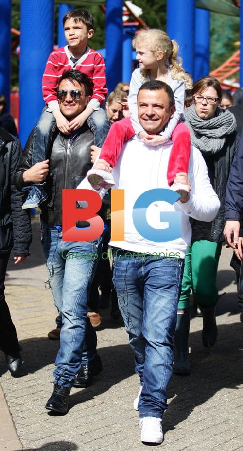 Peter Andre at Alton Towers with Kids