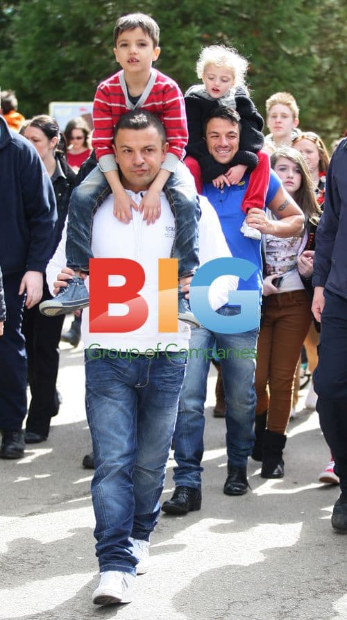 Peter Andre and Kids at Alton Towers
