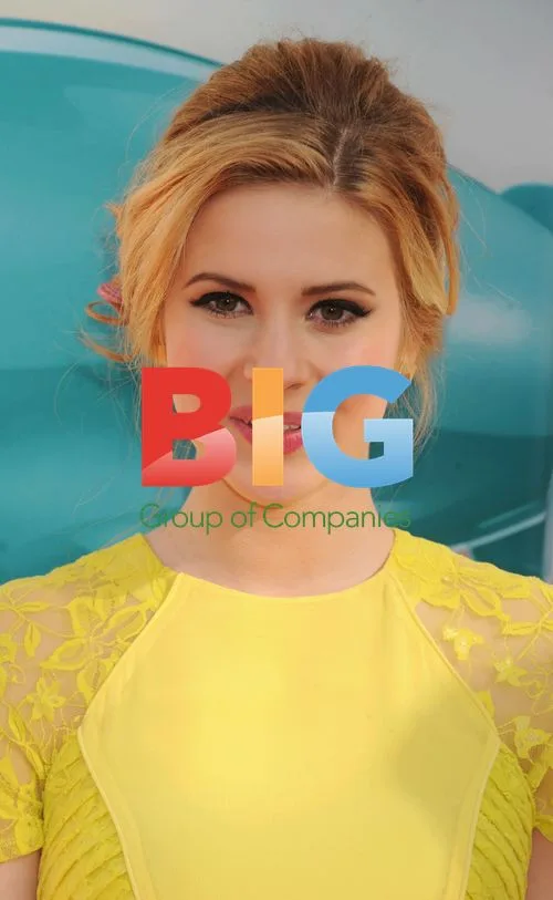 Caroline Sunshine at 2012 Nickelodeon Kids' Choice Awards