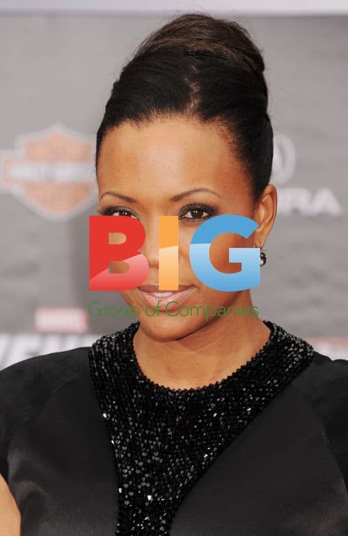 Aisha Tyler at 'Avengers' Premiere