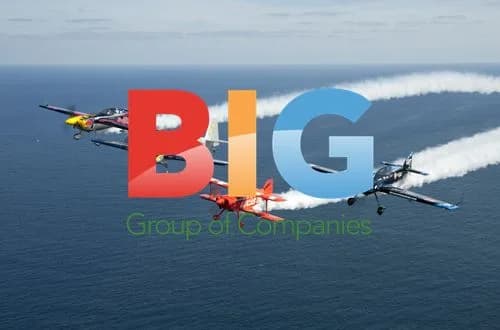 Aerobatic pilots practice over Ft. Lauderdale