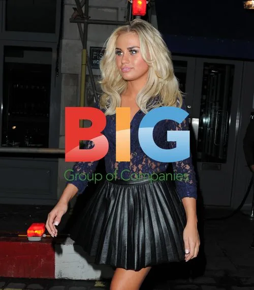 Chloe Evans out in Mayfair