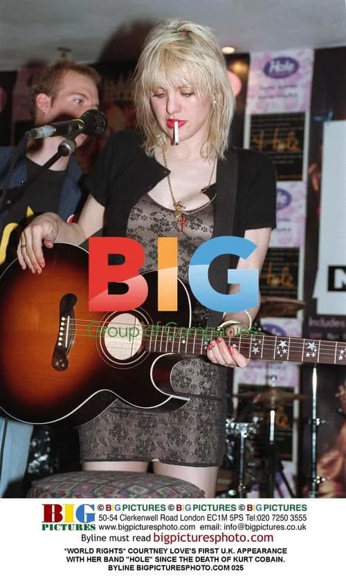 Courtney Love's 1st UK Appearance with Hole Since Cobain's Death