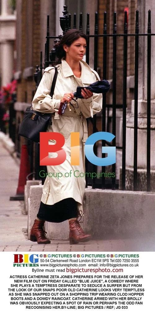 Catherine Zeta-Jones on Shopping Trip