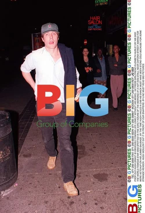 Hugh Grant Alone at Hotdog Stall