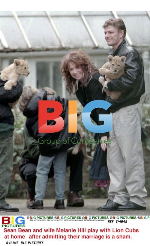 Sean Bean and wife Melanie Hill with lion cubs