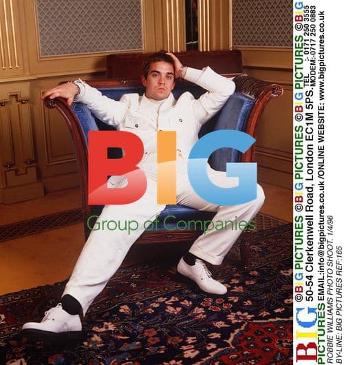 ROBBIE WILLIAMS PHOTO SHOOT