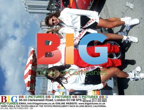 PERRY KING & TOYOTA GIRLS AT CELEBRITY RACE