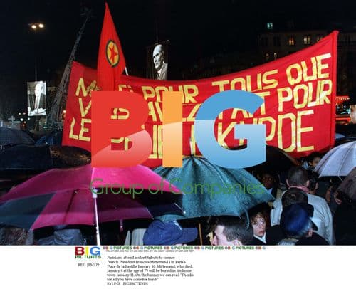 Silent Tribute to Francois Mitterand