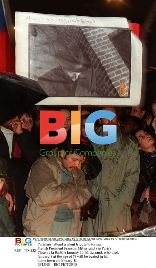 Silent Tribute for Former French President Mitterand