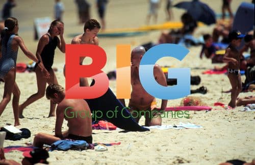 KYLIE MINOGUE Strips Down on Bondi Beach