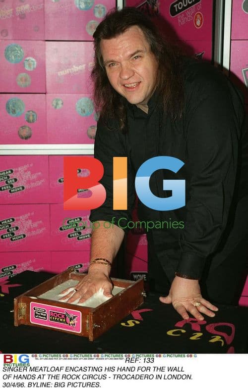 Singer Meatloaf Encasting Hand at Rock Circus