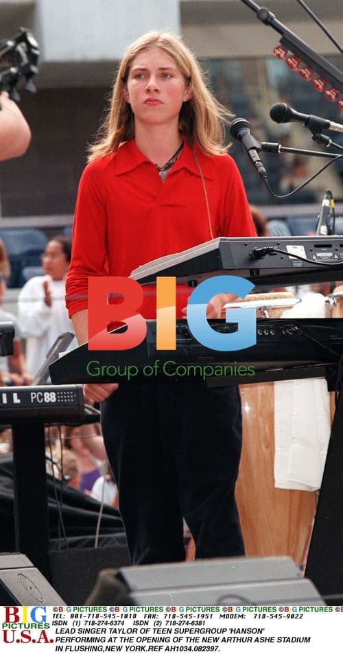 Hanson Brothers Perform at Arther Ash Stadium Opening